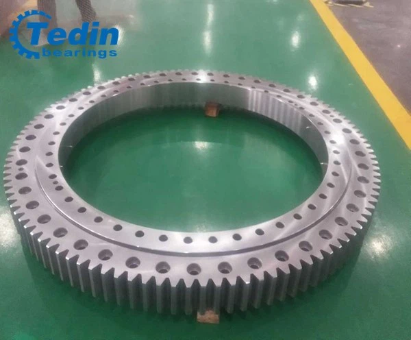 Preloaded slewing bearings 3
